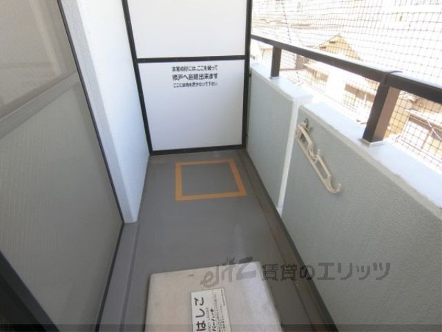 バルコニー　ベランダ