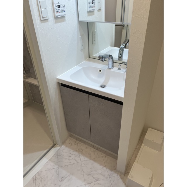 洗面設備　脱衣スペースもあります