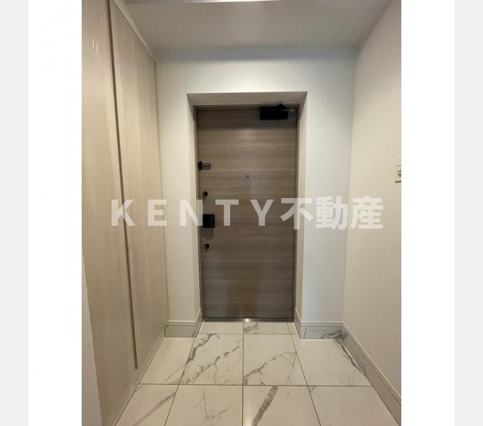 玄関　落ち着いた玄関です