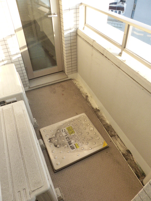 バルコニー　バルコニー