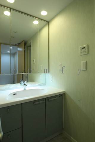 洗面設備　独立洗面台