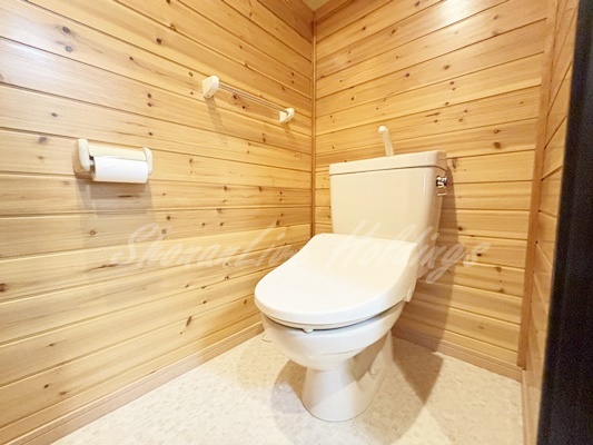 トイレ　清潔感のあるトイレです