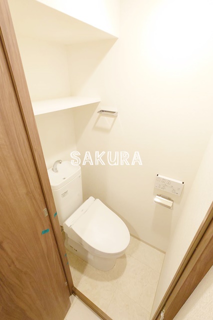 トイレ　嬉しいシャワー付きトイレ♪