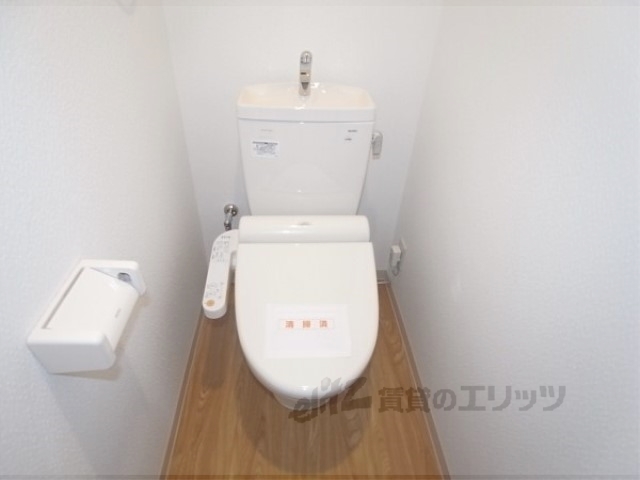 トイレ　ウォシュレットです