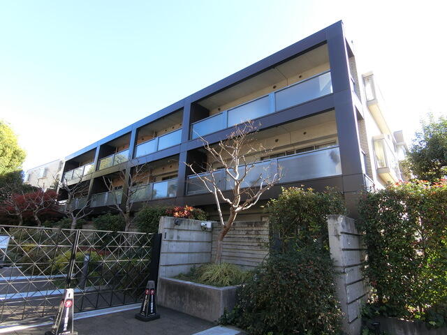 建物外観　2025年12月撮影EAST棟