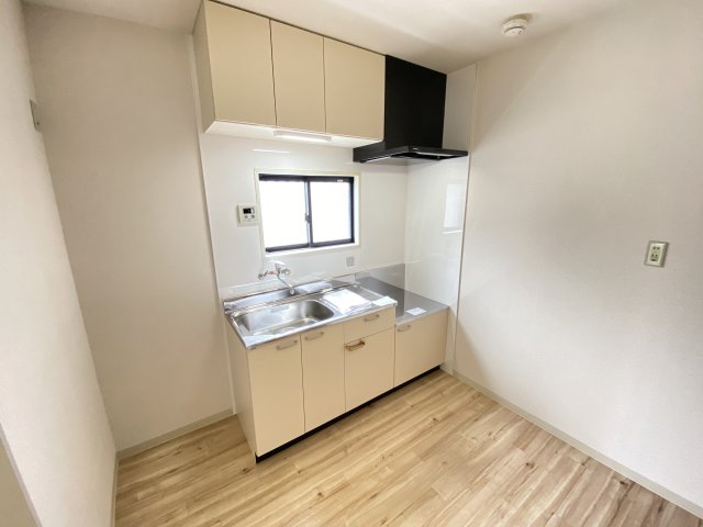 キッチン　イメージ写真（別部屋）