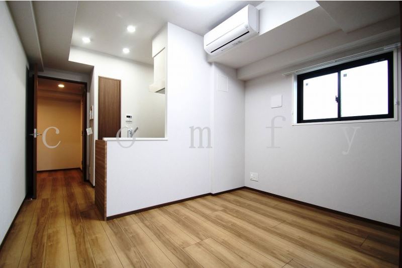 居室・リビング　８．１帖のリビング