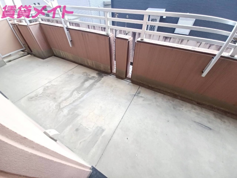 バルコニー　別部屋参照。現状優先となります。