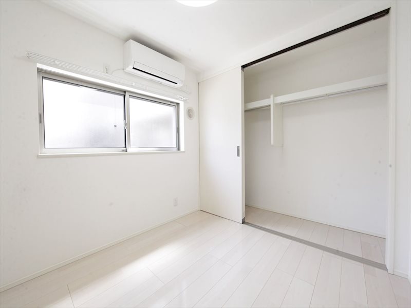 収納　クローゼット（収納充実してます）