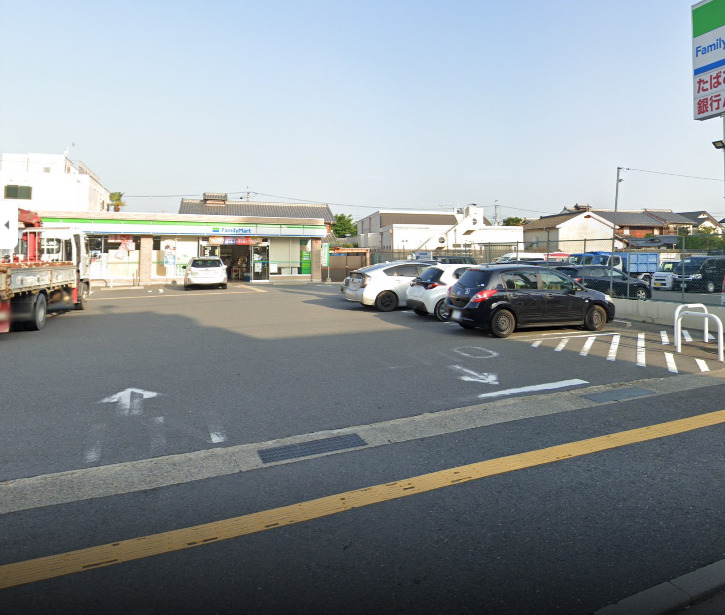 コンビニ　ファミリーマート 河原町十条店（コンビニ）まで219m