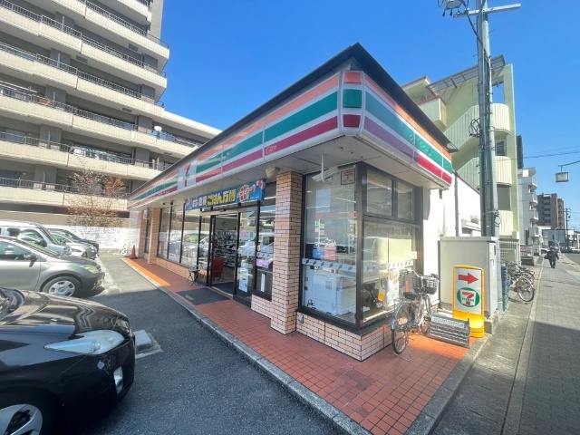 コンビニ　セブンイレブン名古屋平針３丁目店（コンビニ）まで466m