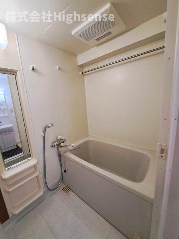 バス・シャワールーム　日々の疲れを癒すお風呂付です