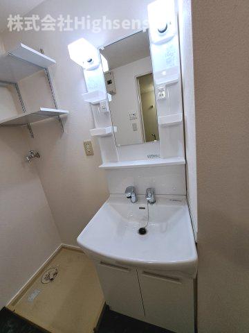 洗面設備　広い洗面スペース