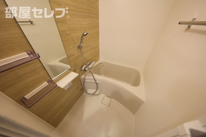 バス・シャワールーム　１２０２号室写真