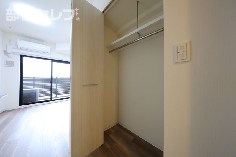 収納　１２０２号室写真