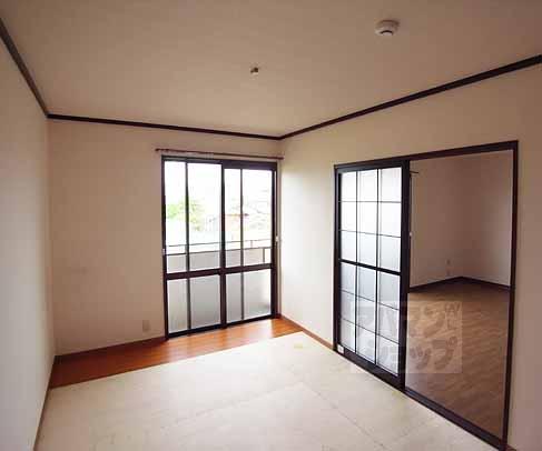 居室・リビング　・畳入ってません