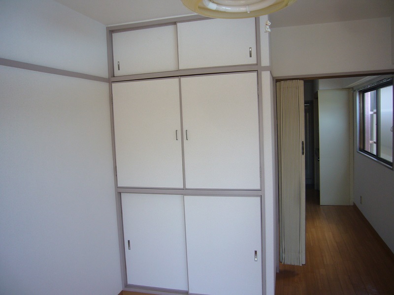 収納　収納　洋室
