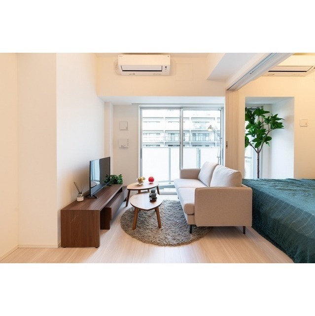 居室・リビング　※家具・家電の備え付けはありません