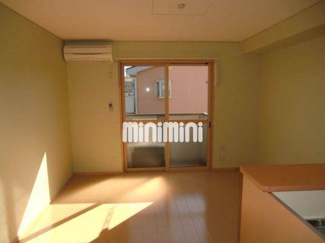 居室・リビング　エアコンついてます。