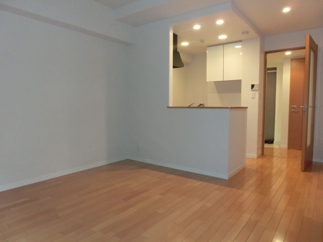 居室・リビング　チョイ広めのリビング