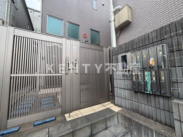 エントランス　毎日通るエントランスはこのようになっています