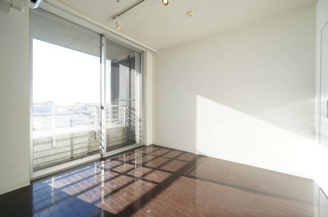 居室・リビング　当日の見学大歓迎！ ※すべて同タイプのお写真です