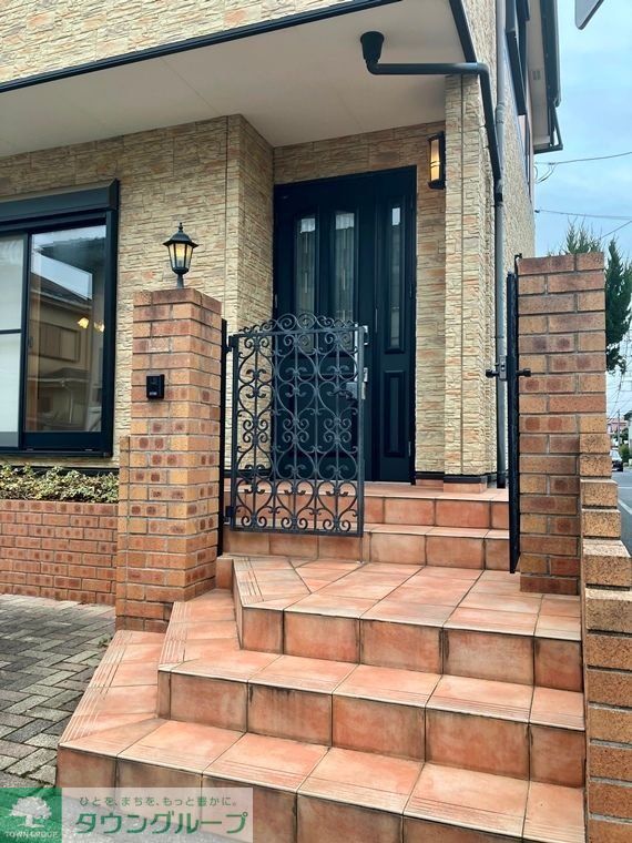 エントランス　エントランス