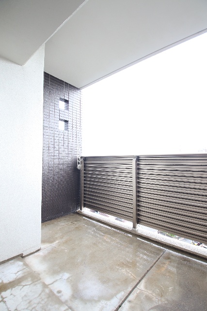 バルコニー　※別部屋参考写真となります※