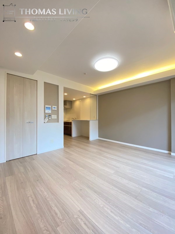 居室・リビング　※別号室の参考写真になります。