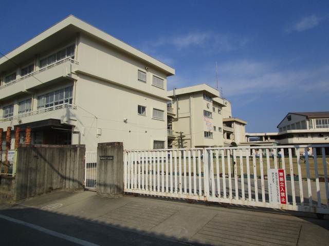 小学校　岡山市立宇野小学校（小学校）まで1195m