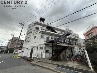 建物外観　敷地内駐輪場あり