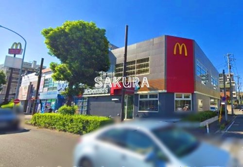 飲食店　マクドナルド 港北ニュータウン店（飲食店）まで379m
