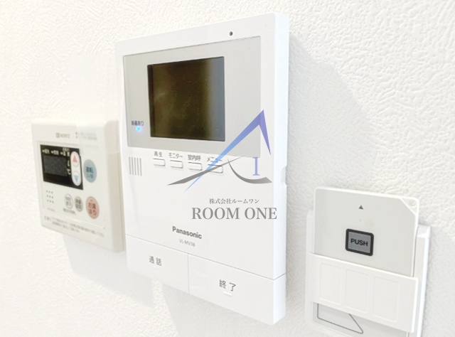 セキュリティ　モニター付きインターホンです。