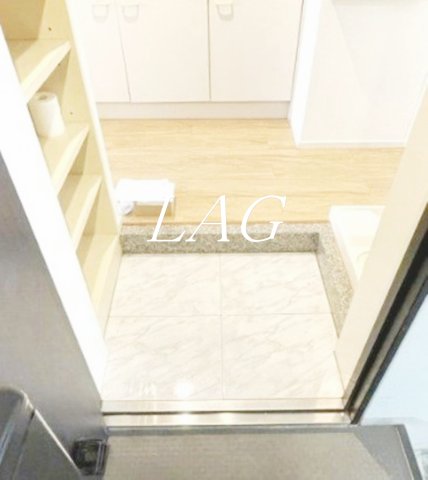 玄関　玄関です。