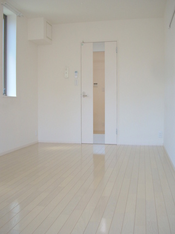 居室・リビング　★ホワイト基調の室内★