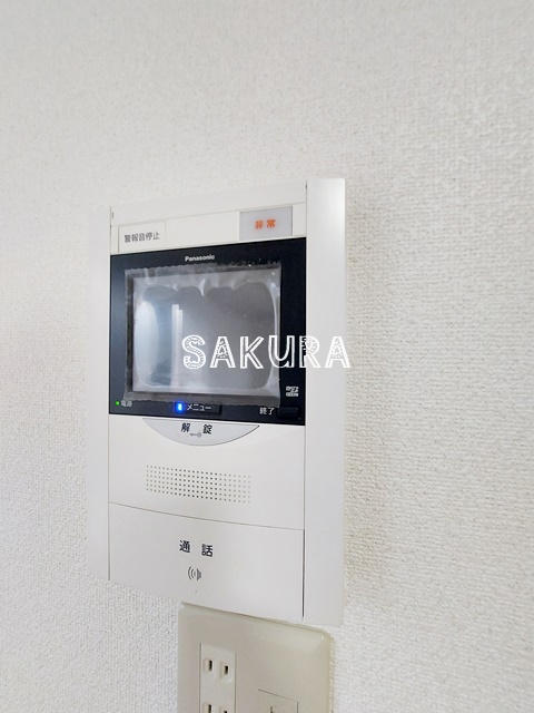 セキュリティ　女性の方でも安心のモニター付きオートロック♪