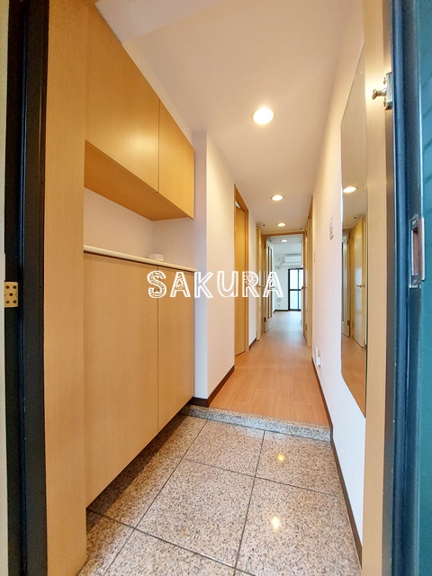 玄関　大容量のシューズボックス♪