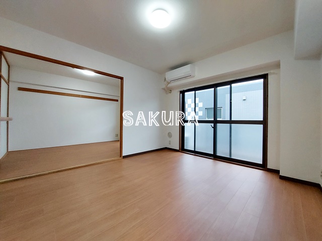 その他設備　室内エアコン付き♪