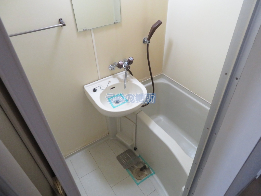 バス・シャワールーム　浴室