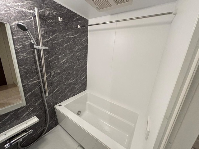 バス・シャワールーム　バス(イメージ)