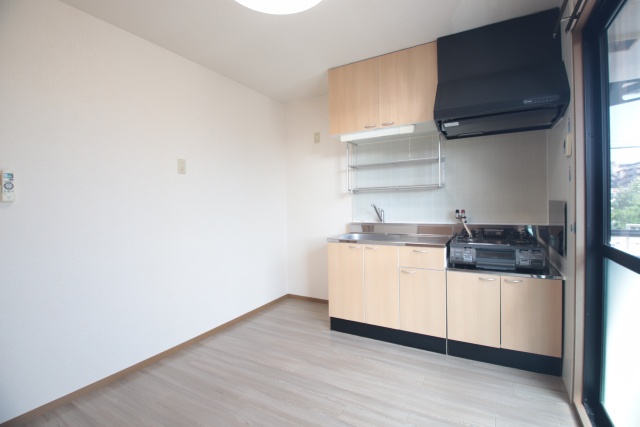 居室・リビング　※同建物別部屋写真となります※