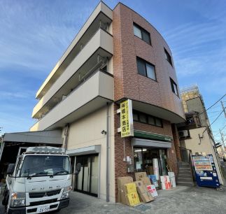 建物外観　外はこのようになっています
