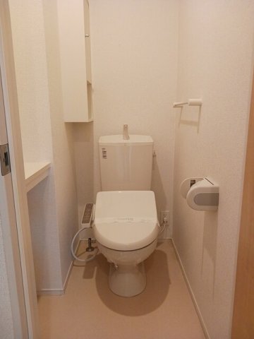 トイレ　落ち着いたトイレです