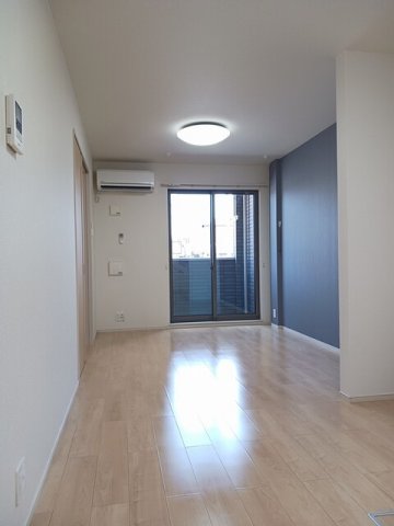 居室・リビング　ゆったり過ごせるリビングです