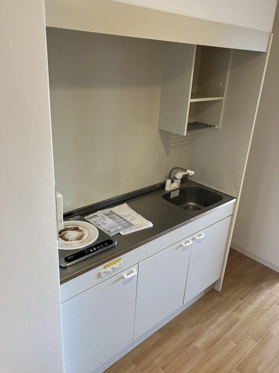 キッチン　同物件別部屋写真