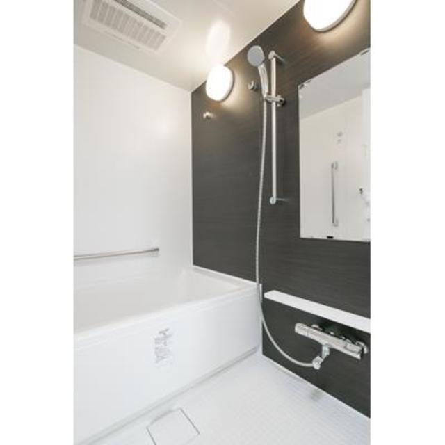 バス・シャワールーム　※写真は同タイプ住戸です。