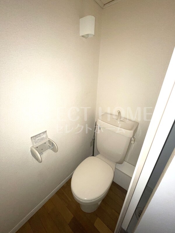 トイレ　コンパクトで使いやすいトイレです