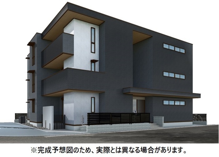 建物外観　建築中