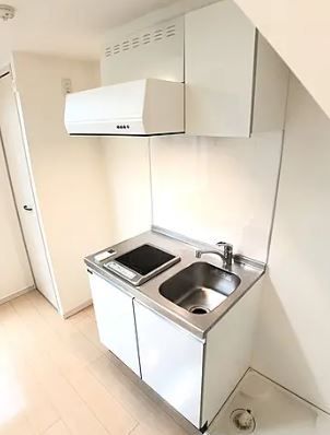 キッチン　（別タイプ参考写真）クアルト板橋　板橋区板橋2