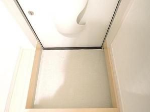 玄関　（別タイプ参考写真）クアルト板橋　板橋区板橋2